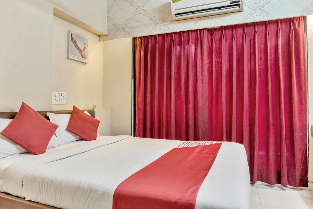 Konark Apartment Malad Bagian luar foto
