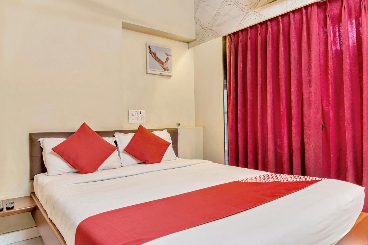 Konark Apartment Malad Bagian luar foto