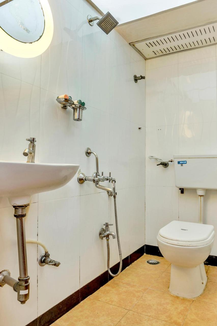 Konark Apartment Malad Bagian luar foto