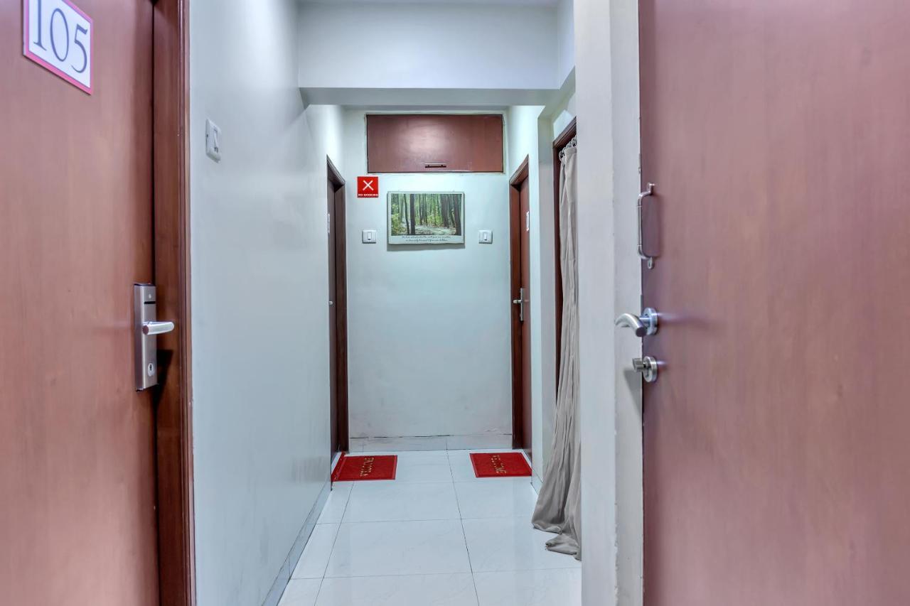 Konark Apartment Malad Bagian luar foto