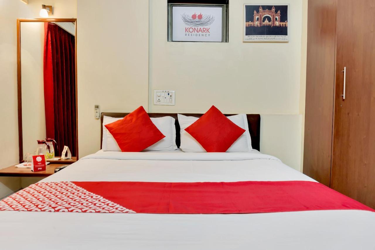 Konark Apartment Malad Bagian luar foto