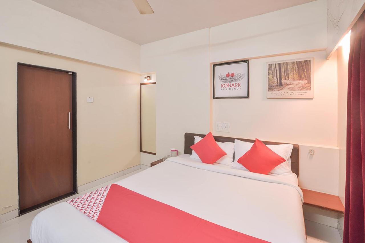 Konark Apartment Malad Bagian luar foto