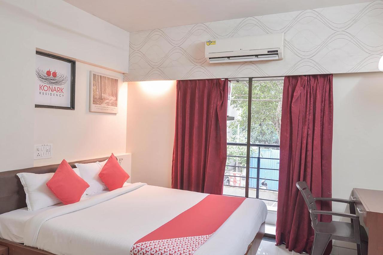Konark Apartment Malad Bagian luar foto